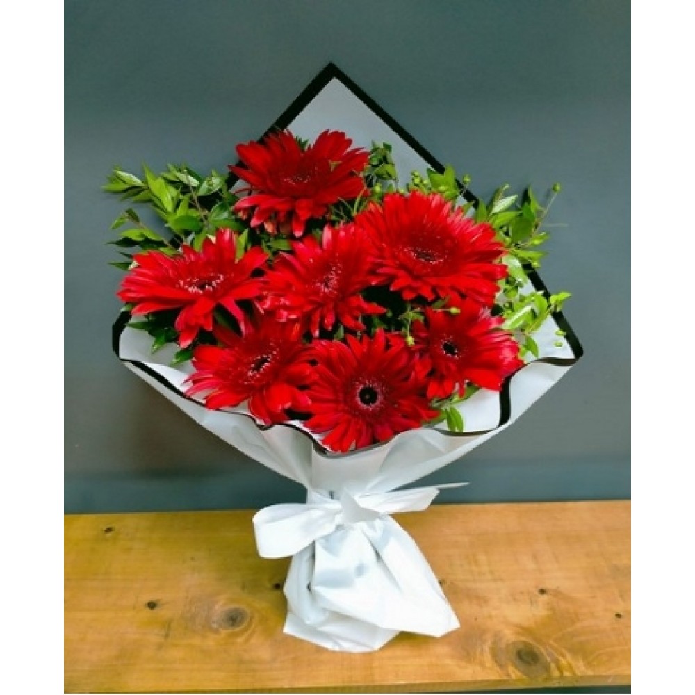 7 Kırmızı Gerbera 
